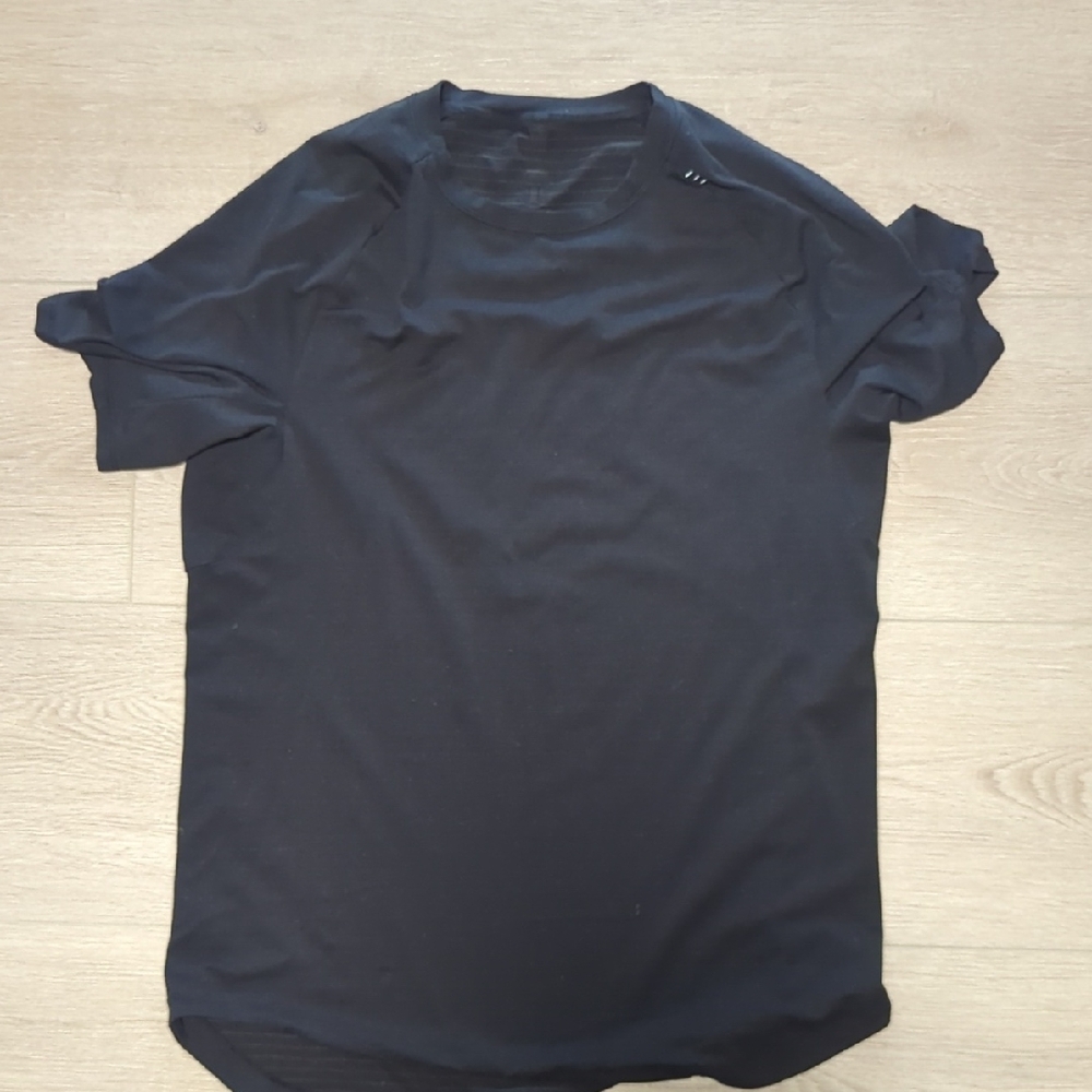 Classic Black Men's T-Shirt